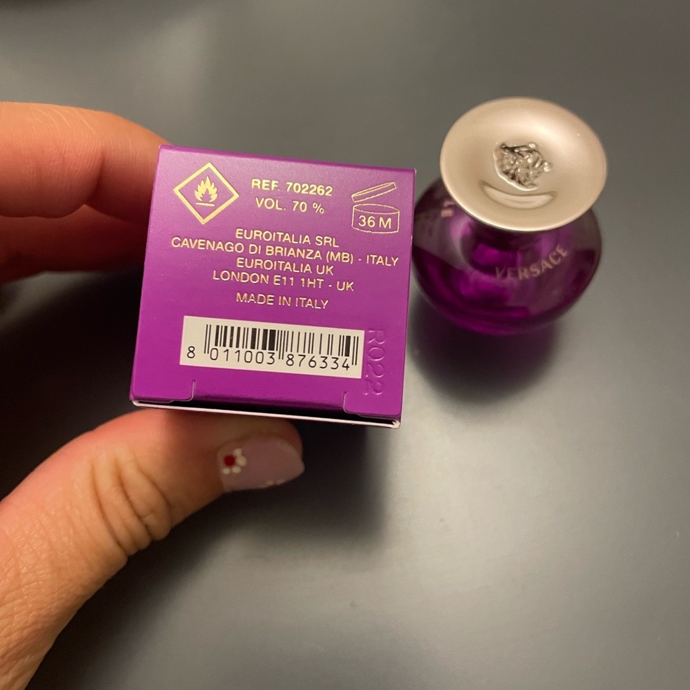 Versace Dylan purple Pour femme NWT - Picture 3 of 5